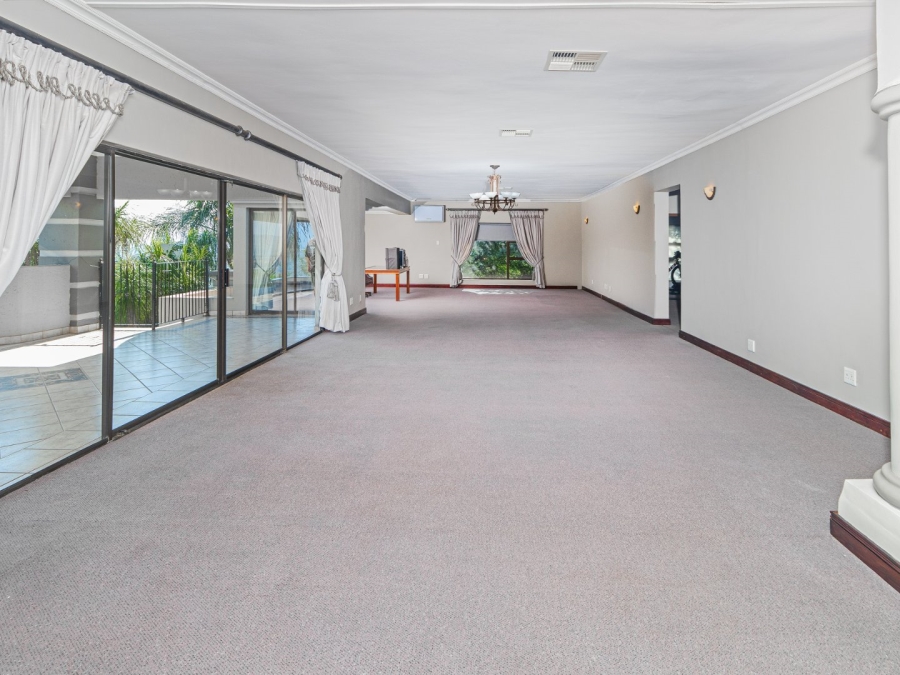 4 Bedroom Property for Sale in Kosmos Ridge North West